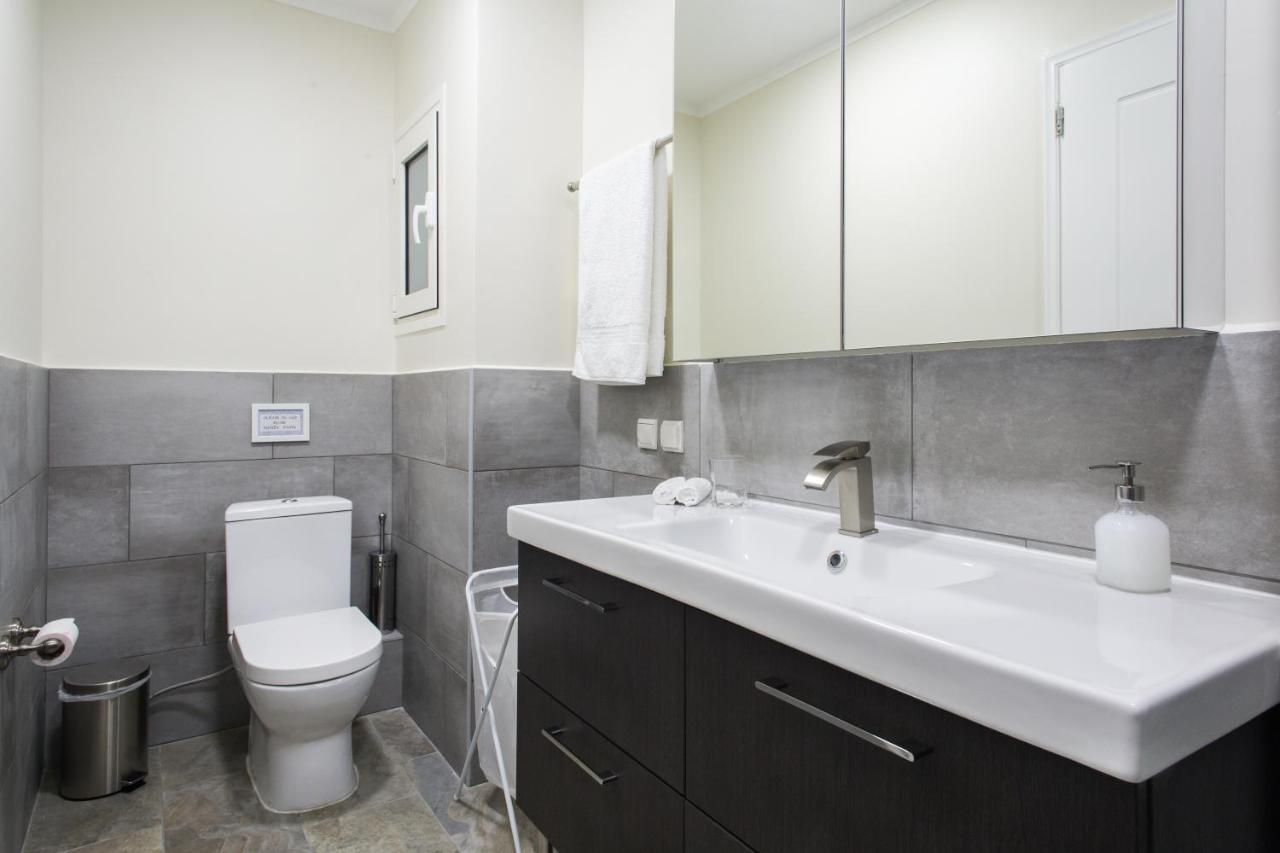 Athena'S Hideaway- Fully Renovated- Absolute Best Location المظهر الخارجي الصورة